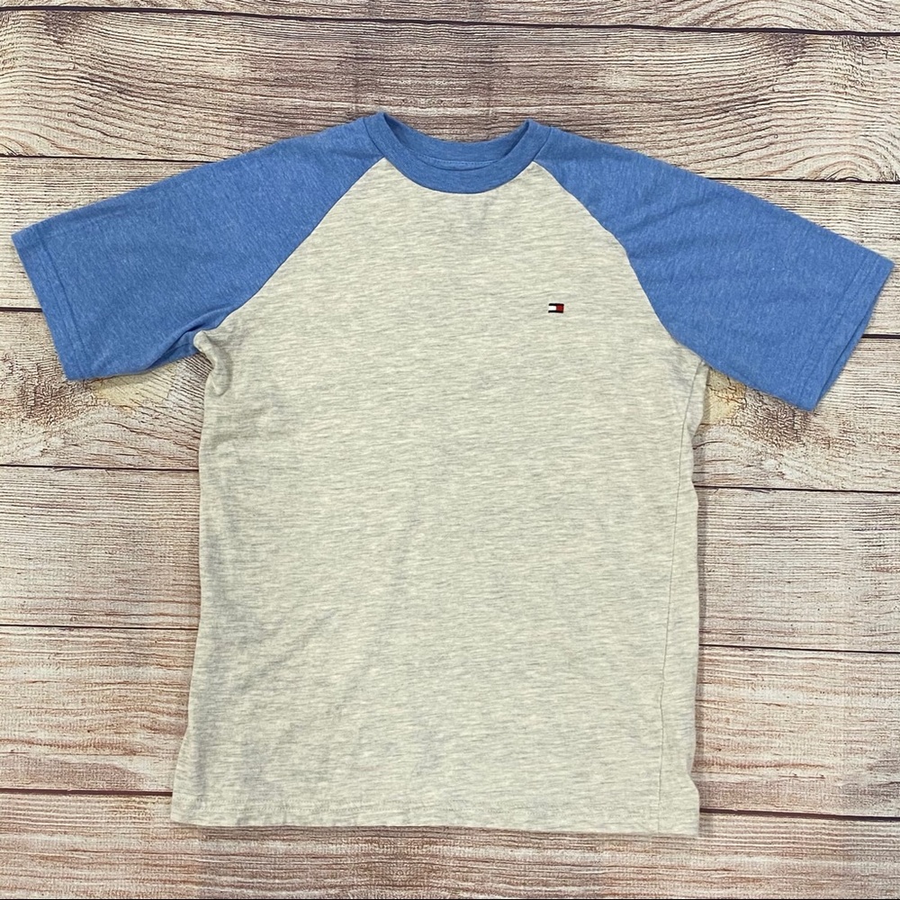 EUC Boys Tommy Hilfiger Tee